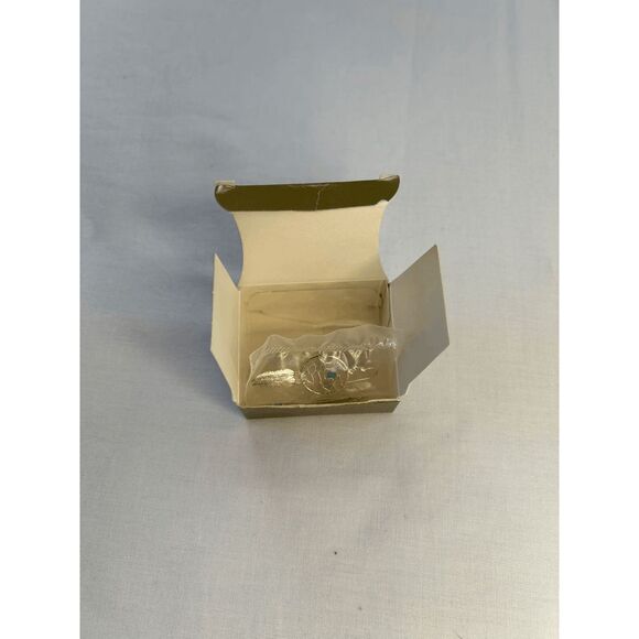 Avon Serling Silver and Turquoise Dreamcatcher and Feather Necklace & Earrings - Picture 4 of 5